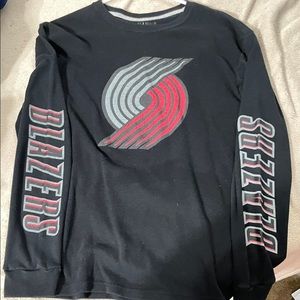 PORTLAND TRAILBLAZERS Long Sleeve NBA Tee Size Large GO BLAZERS!